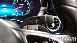 Mercedes-Benz GLC-Class GLC300 4MATIC Premium 2020 года из Южной Кореи