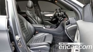 Mercedes-Benz GLC-Class GLC300 4MATIC Premium 2020 года из Южной Кореи