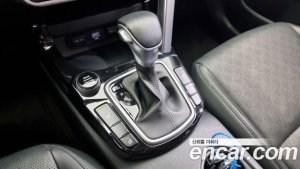 Kia Seltos Бензин 1.6 Turbo 2WD 2022 года из Южной Кореи