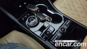 Kia K5 Signature 2020 года из Южной Кореи
