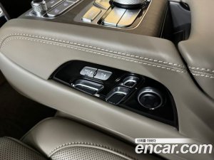 Kia K9 3.8 GDI AWD 2022 года из Южной Кореи