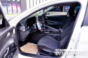Hyundai AVANTE 1.6 2021 года из Южной Кореи