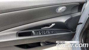 Hyundai AVANTE 1.6 2021 года из Южной Кореи