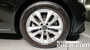 Mercedes-Benz C-Class C200 Avantgarde 2020 года из Южной Кореи