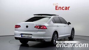 Volkswagen Passat 2.0 TDI Prestige 2021 года из Южной Кореи