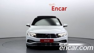 Volkswagen Passat 2.0 TDI Prestige 2021 года из Южной Кореи