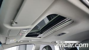 Kia Niro 1.6 HEV 2021 года из Южной Кореи