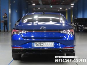 Hyundai AVANTE 1.6 2021 года из Южной Кореи