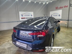 Hyundai AVANTE 1.6 2020 года из Южной Кореи