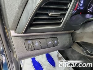 Hyundai AVANTE 1.6 2020 года из Южной Кореи
