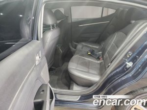 Hyundai AVANTE 1.6 2020 года из Южной Кореи