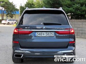 BMW X7 xDrive 40i M Sport 6인승 2021 года из Южной Кореи