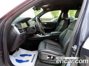 BMW X7 xDrive 40i M Sport 6인승 2021 года из Южной Кореи