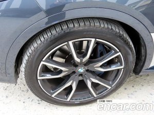 BMW X7 xDrive 40i M Sport 6인승 2021 года из Южной Кореи