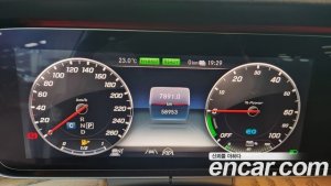 Mercedes-Benz E-Class E300e 4MATIC Exclusive 2020 года из Южной Кореи