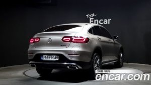 Mercedes-Benz GLC-Class GLC300e 4MATIC Coupe 2021 года из Южной Кореи