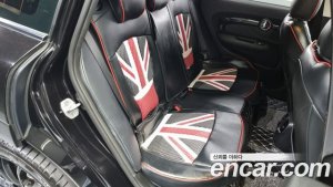Mini Clubman High 2021 года из Южной Кореи