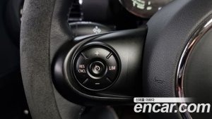 Mini Clubman High 2021 года из Южной Кореи