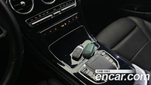 Mercedes-Benz GLC-Class GLC220 d 4MATIC 2020 года из Южной Кореи