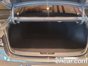 Hyundai AVANTE 1.6 2021 года из Южной Кореи