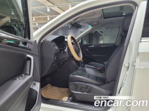 Volkswagen Tiguan 2.0 TDI 4모션 Prestige 2020 года из Южной Кореи