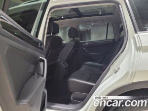 Volkswagen Tiguan 2.0 TDI 4모션 Prestige 2020 года из Южной Кореи