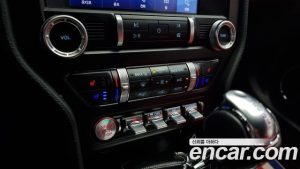 Ford Mustang Coupe 2020 года из Южной Кореи