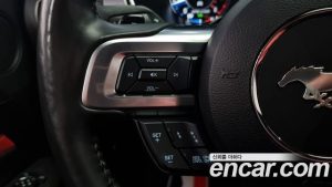 Ford Mustang Coupe 2020 года из Южной Кореи