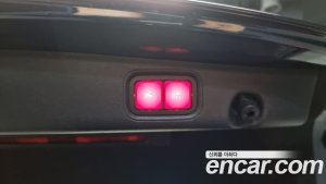 Mercedes-Benz E-Class E300 4MATIC AMG Line 2020 года из Южной Кореи