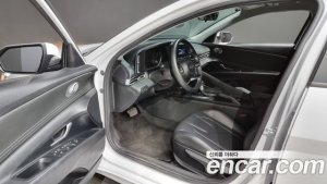 Hyundai AVANTE 1.6 2021 года из Южной Кореи