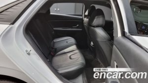 Hyundai AVANTE 1.6 2021 года из Южной Кореи