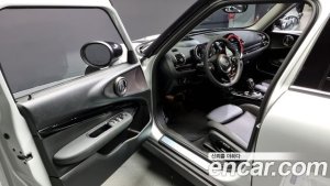 Mini Clubman High 2021 года из Южной Кореи
