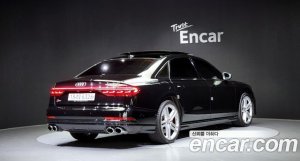 Audi S8 4.0 TFSI 4WD LWB 2020 года из Южной Кореи