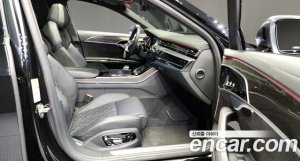 Audi S8 4.0 TFSI 4WD LWB 2020 года из Южной Кореи