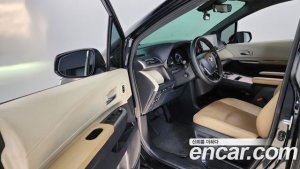 Toyota Sienna 2.5 HYBRID 2WD 2021 года из Южной Кореи
