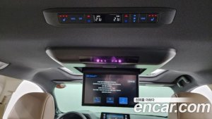 Toyota Sienna 2.5 HYBRID 2WD 2021 года из Южной Кореи