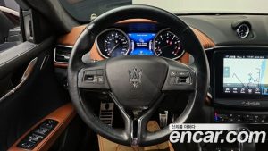 Maserati Ghibli 3.0 GranLusso 2020 года из Южной Кореи