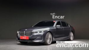 BMW 7-Series 740Li xDrive Design Pure Excellence 2020 года из Южной Кореи
