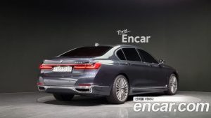 BMW 7-Series 740Li xDrive Design Pure Excellence 2020 года из Южной Кореи