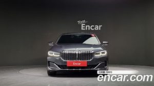 BMW 7-Series 740Li xDrive Design Pure Excellence 2020 года из Южной Кореи