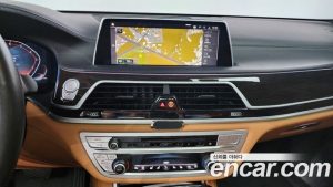 BMW 7-Series 740Li xDrive Design Pure Excellence 2020 года из Южной Кореи