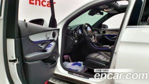 Mercedes-Benz GLC-Class GLC300 4MATIC Premium 2020 года из Южной Кореи