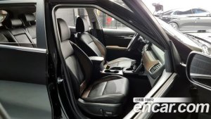 Kia Seltos Дизель 1.6 2WD 2021 года из Южной Кореи