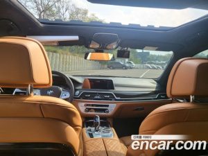 BMW 7-Series 730d xDrive Design Pure Excellence 2021 года из Южной Кореи