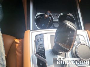 BMW 7-Series 730d xDrive Design Pure Excellence 2021 года из Южной Кореи