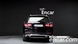 Mercedes-Benz GLC-Class GLC300e 4MATIC 2021 года из Южной Кореи