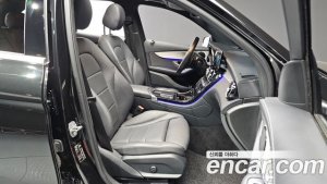 Mercedes-Benz GLC-Class GLC300e 4MATIC 2021 года из Южной Кореи