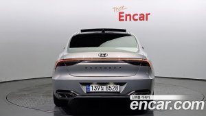 Hyundai Grandeur Calligraphy 2022 года из Южной Кореи