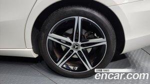 Mercedes-Benz A-Class A250 4MATIC SEDAN 2020 года из Южной Кореи