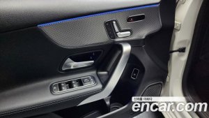 Mercedes-Benz A-Class A250 4MATIC SEDAN 2020 года из Южной Кореи